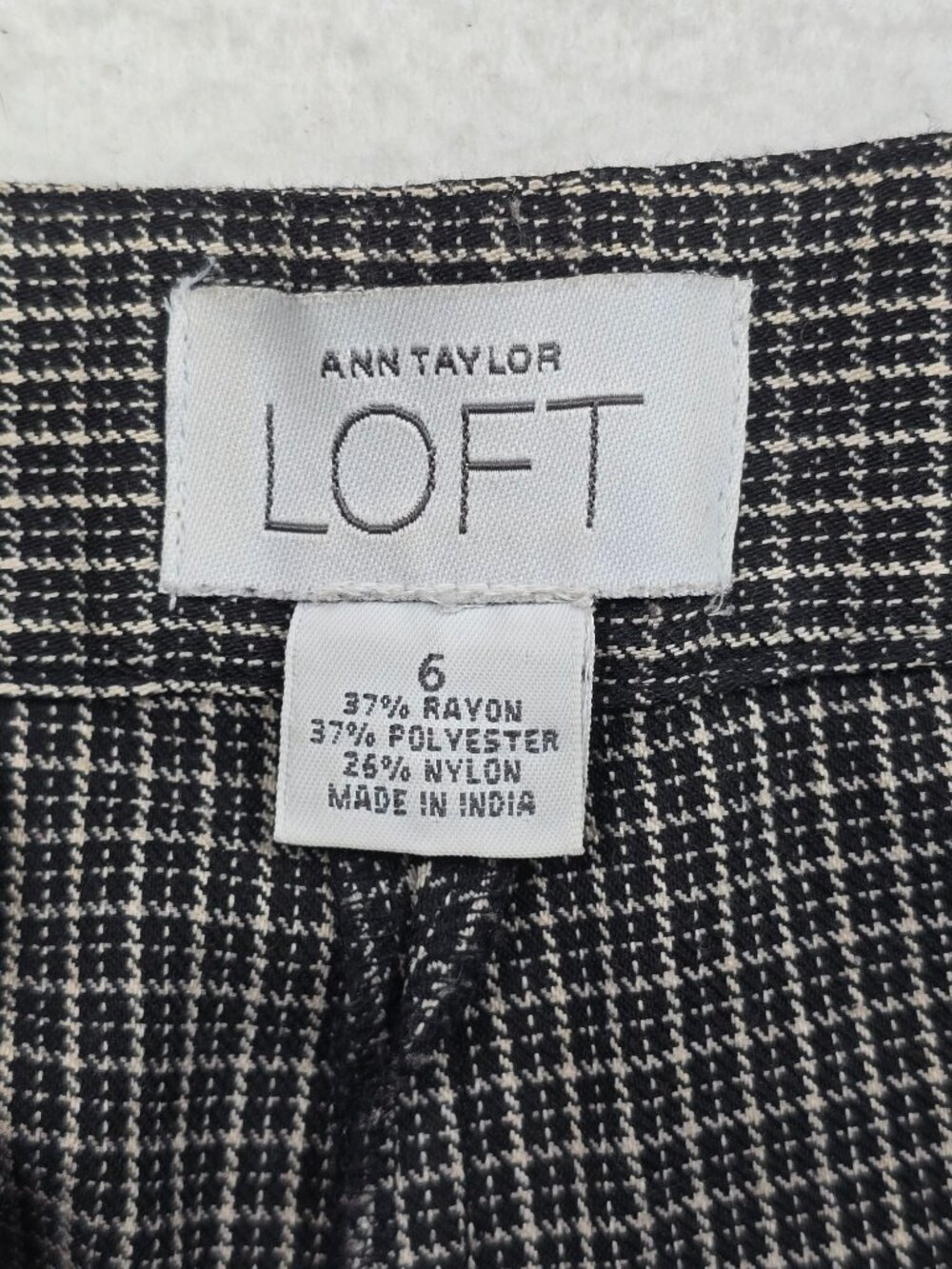 Ann Taylor Loft Checked Black & Beige Dress Pants Size 6 - Picture 2 of 4